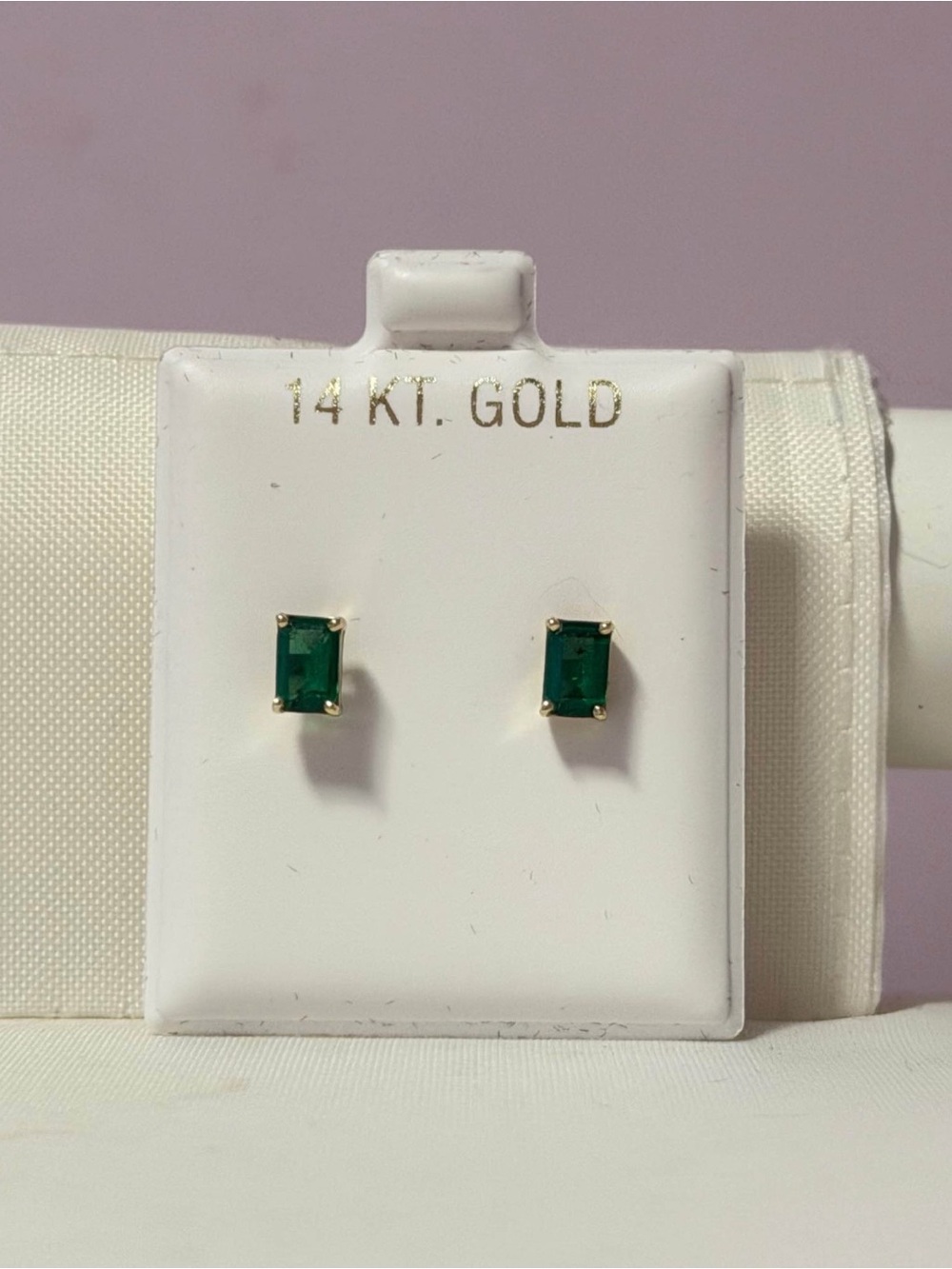14KT Gold Emerald Green Rectangular Stud Earrings